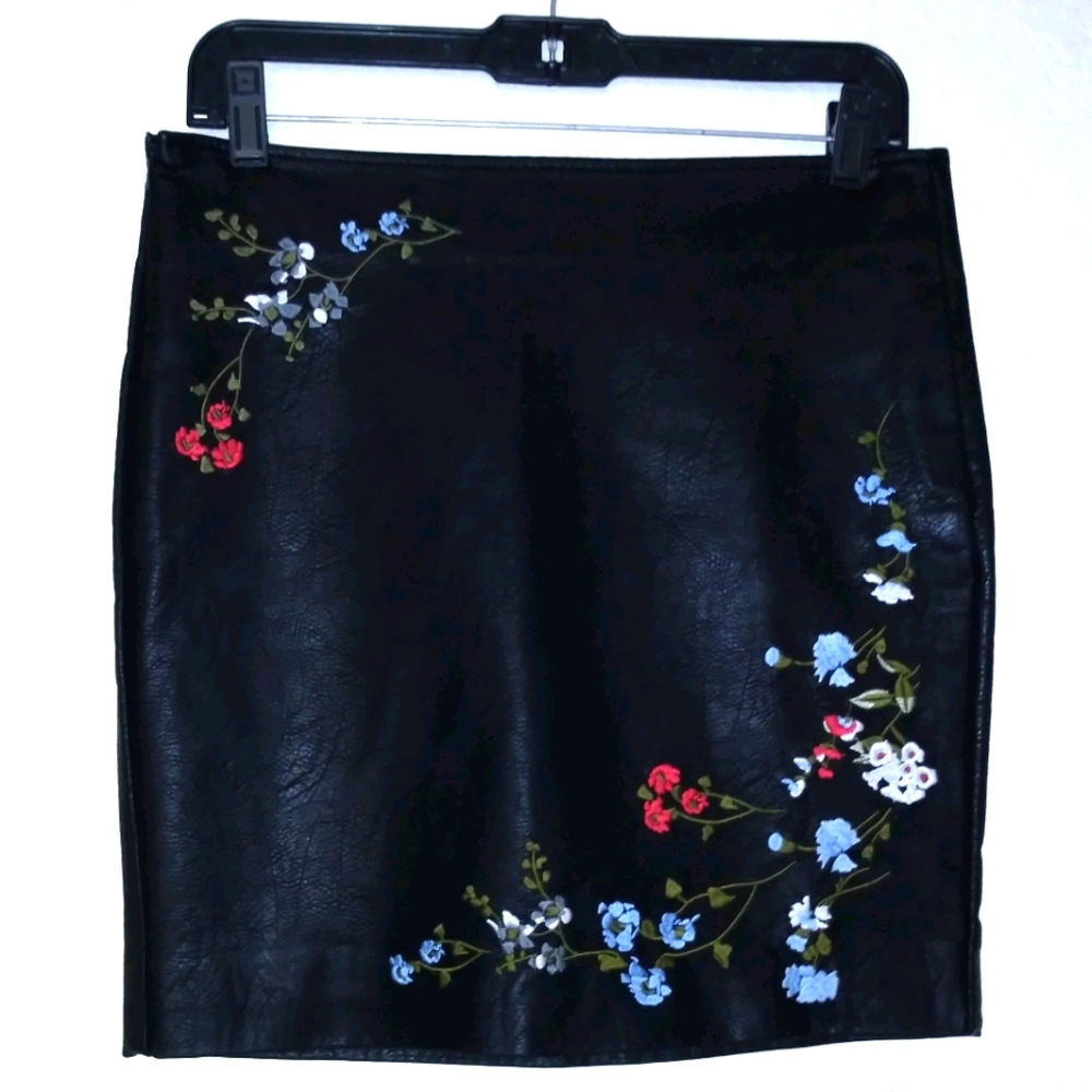 NWT Black Leather Skirt with Embossed Flowers